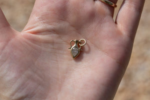 PEAR CUT DIAMOND AMPHORA PENDANT