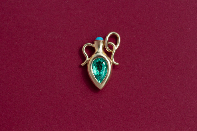 PEAR CUT EMERALD AMPHORA PENDANT