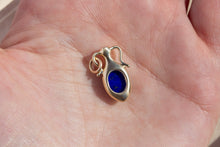 Load image into Gallery viewer, LAPIS SCARAB AMPHORA PENDANT