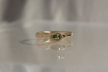 Load image into Gallery viewer, Diamondback Ouroboros | Bi-color Sapphire | size 6.5