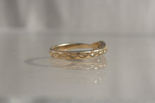 Load image into Gallery viewer, Diamondback Ouroboros | Bi-color Sapphire | size 6.5
