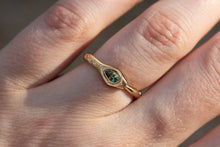 Load image into Gallery viewer, Diamondback Ouroboros | Bi-color Sapphire | size 6.5