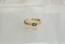 Load image into Gallery viewer, Kismet Solitaire | Oval Montana Sapphire