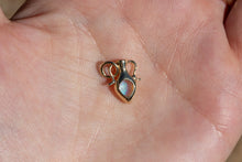 Load image into Gallery viewer, PEAR OPAL AMPHORA PENDANT