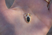 Load image into Gallery viewer, TEAL TOURMALINE AMPHORA PENDANT