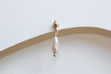 Load image into Gallery viewer, pearl bead stud | 14k gold